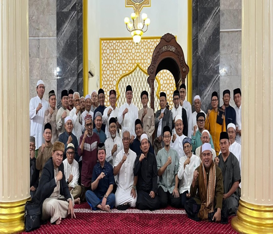 Safari Sabtu Subuh (S3)  di masjid  Al Ikhlas Cilenggang Serpong "5 Tingkatan Orang Beragama"